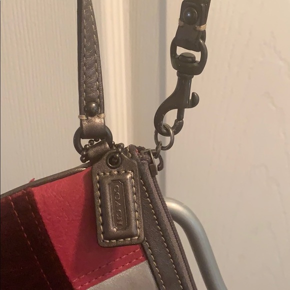 HOLIDAY COACH WRISTLET - Picture 4 of 7